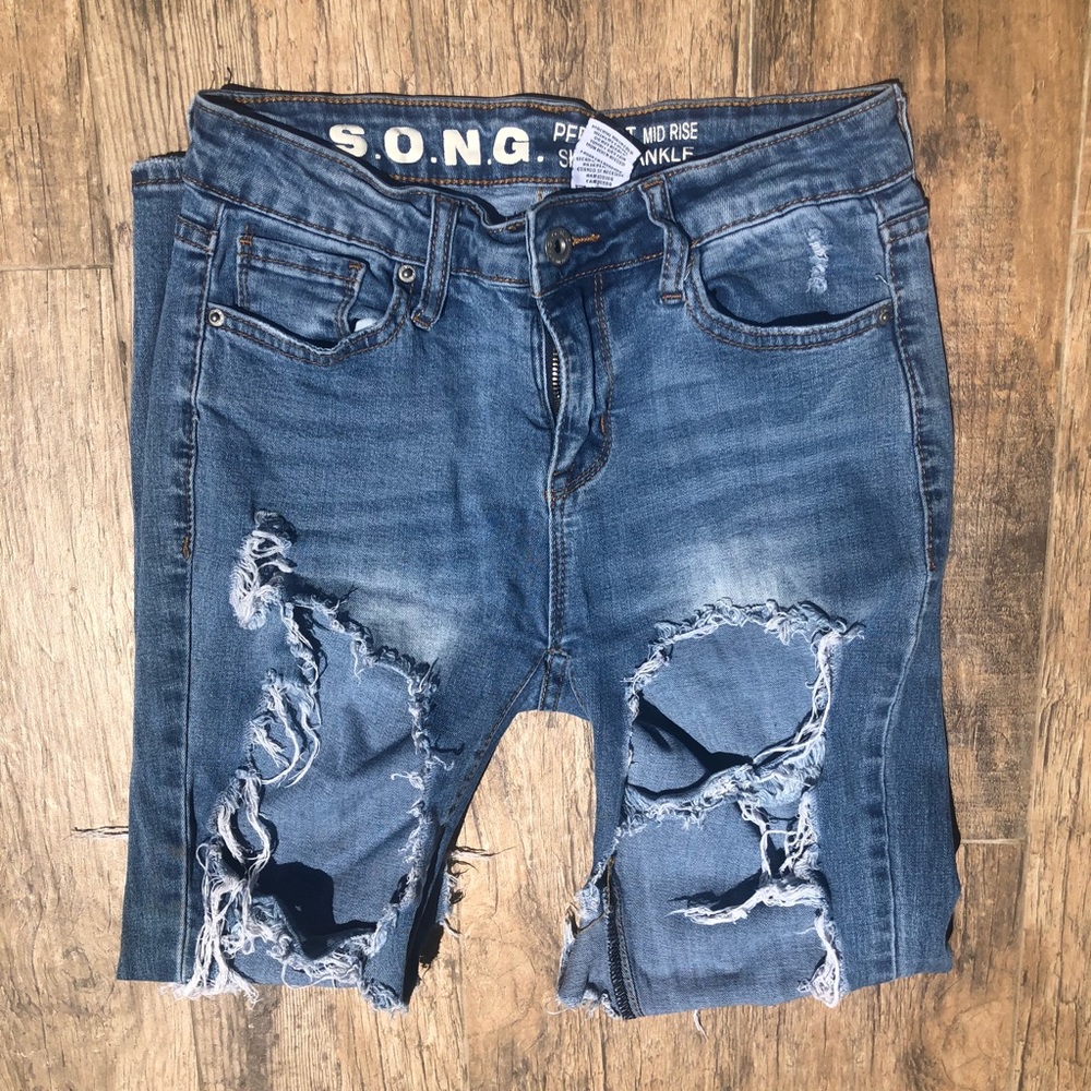 Blue Washed Ripped Jeans